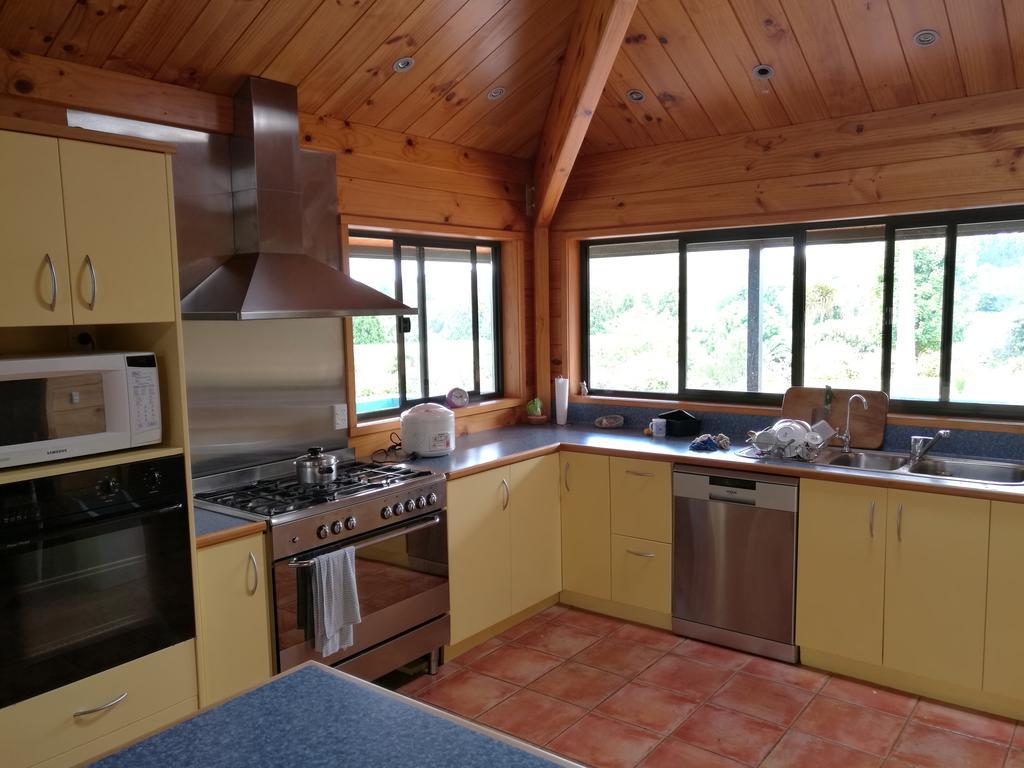Beaver Farm House Bombay Ngoại thất bức ảnh