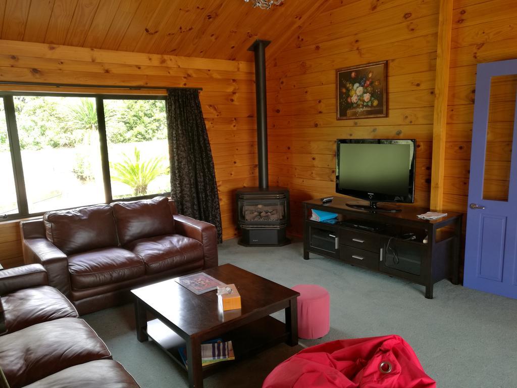 Beaver Farm House Bombay Ngoại thất bức ảnh